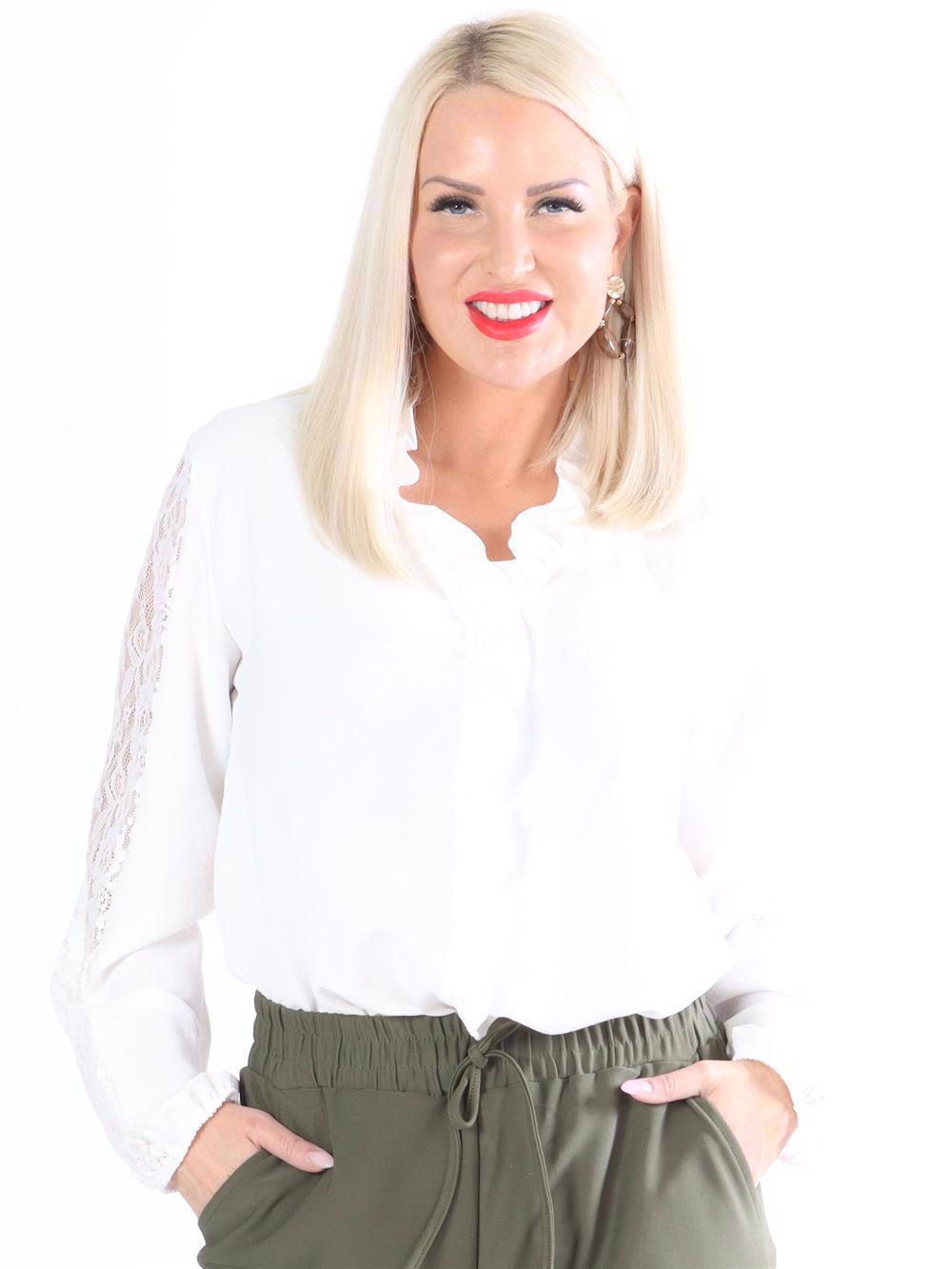 Chaka - Tunika med spets och volang framtill